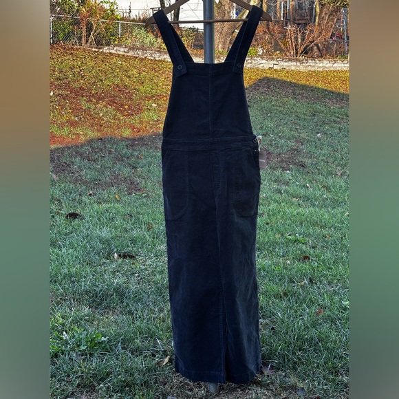 Patagonia Stand Up Cropped Corduroy Women’s Overalls Black Size 6 - Picture 2 of 13